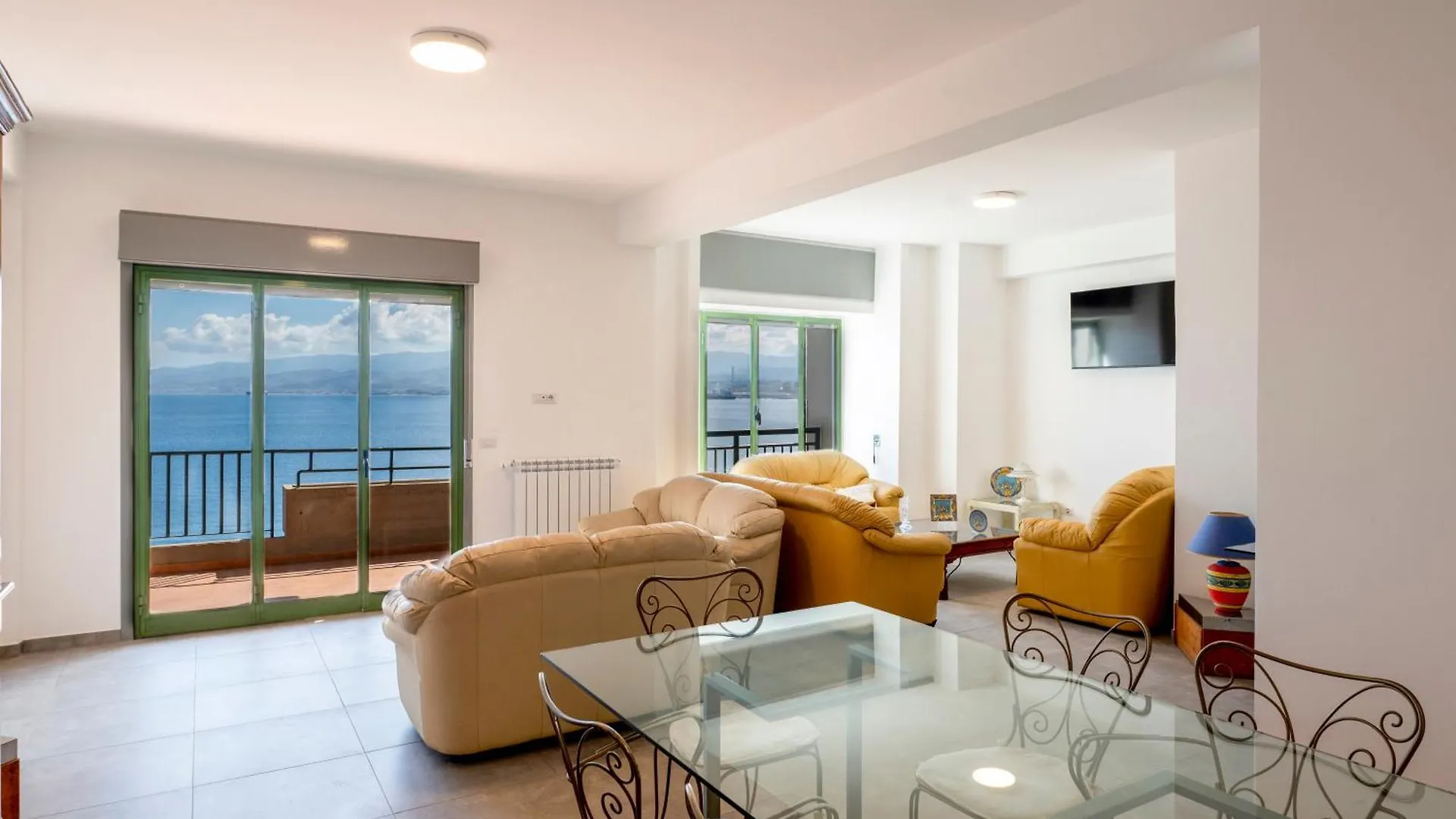 Luxury Apartment Con Vista Mare Milazzo